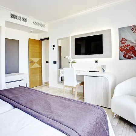 Grupotel Gran Vista & מלון דירות קאן פיקפורט